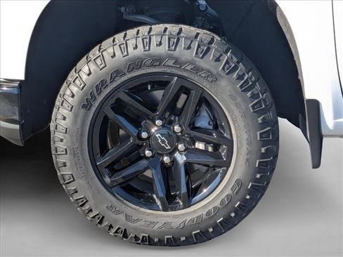 Used 2022 Chevrolet Silverado 1500 LT Trail Boss w/ LT Trail Boss Premium Package image 26