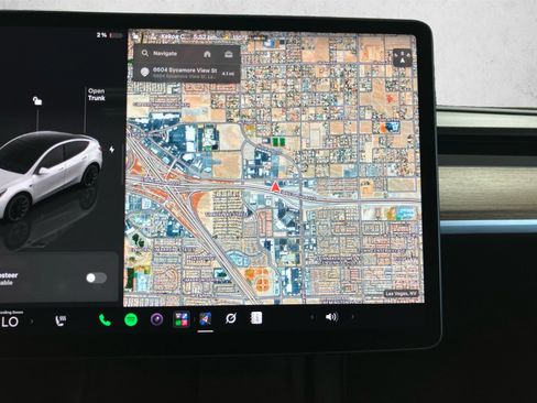 Used 2023 Tesla Model Y Long Range AWD/4WD image 16