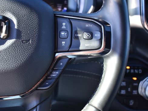 Used 2024 RAM 1500 Limited image 14