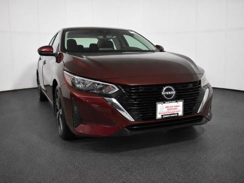 Used 2024 Nissan Sentra SV FWD image 3