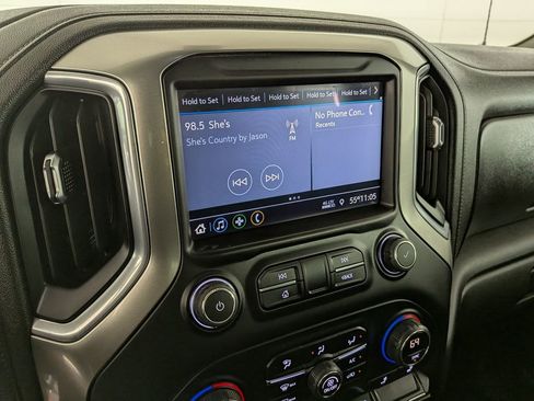 Used 2021 Chevrolet Silverado 1500 LT image 22