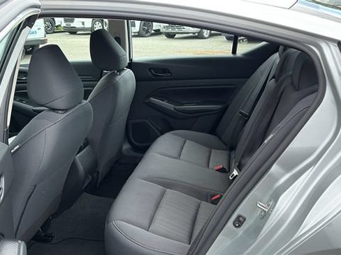 Used 2024 Nissan Altima 2.5 S FWD image 21