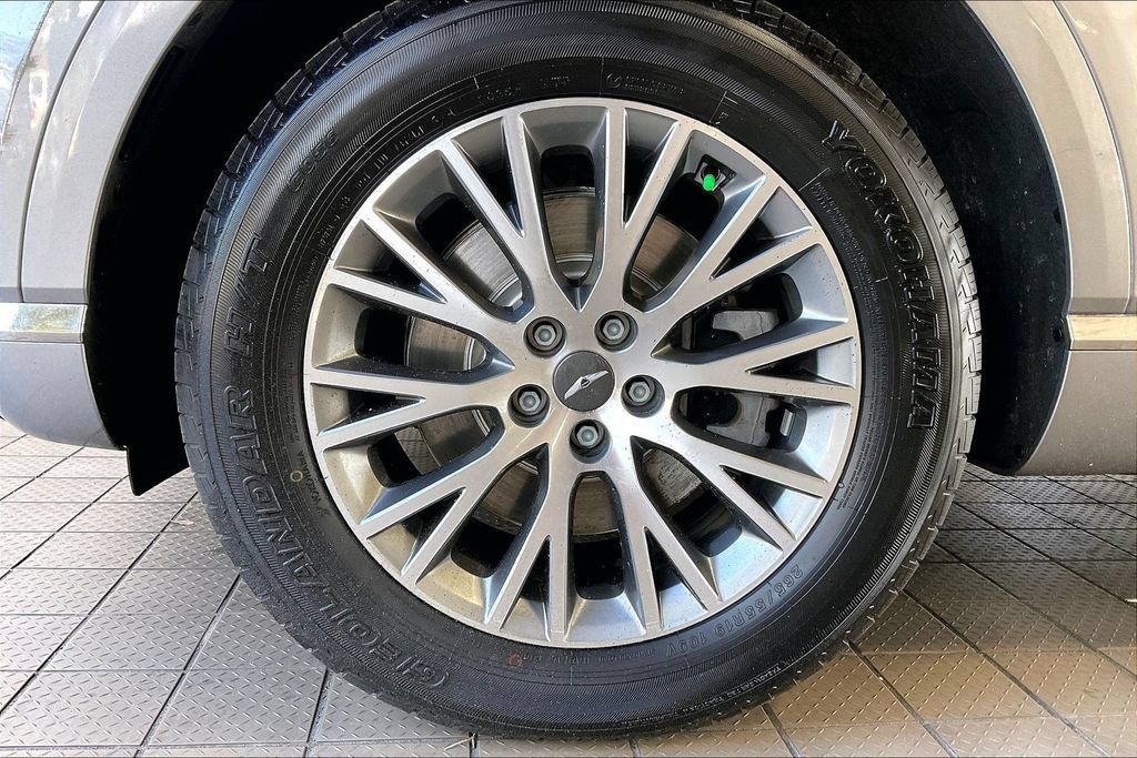 Used 2024 Genesis GV80 2.5T AWD/4WD image 30