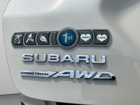 Used 2024 Subaru Crosstrek 2.0i Premium AWD/4WD image 17