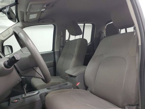 Certified 2020 Nissan Frontier SV image 19