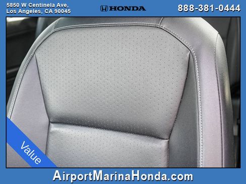 Used 2018 Volkswagen Tiguan SEL FWD image 30