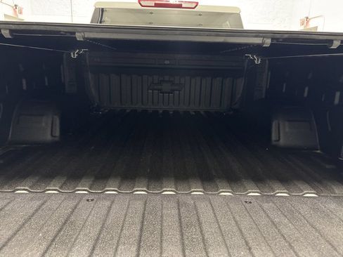 Used 2025 Chevrolet Silverado 1500 RST AWD/4WD image 6