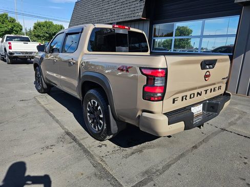 Used 2023 Nissan Frontier PRO-4X image 3