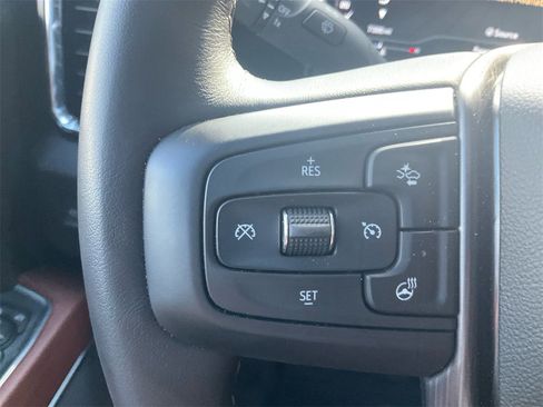 Used 2024 GMC Sierra 2500 Denali Ultimate image 19