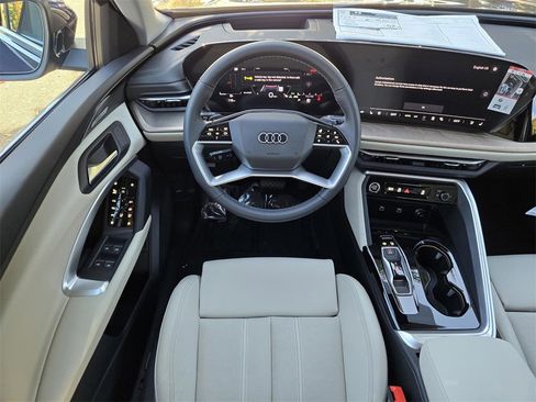 New 2025 Audi Q5 Premium Plus image 13