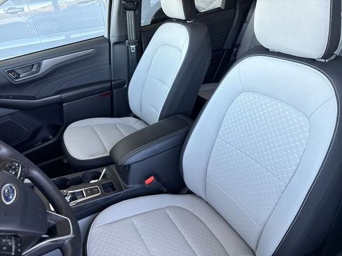New 2026 Ford Escape Active w/ Tech Pack #1 image 17