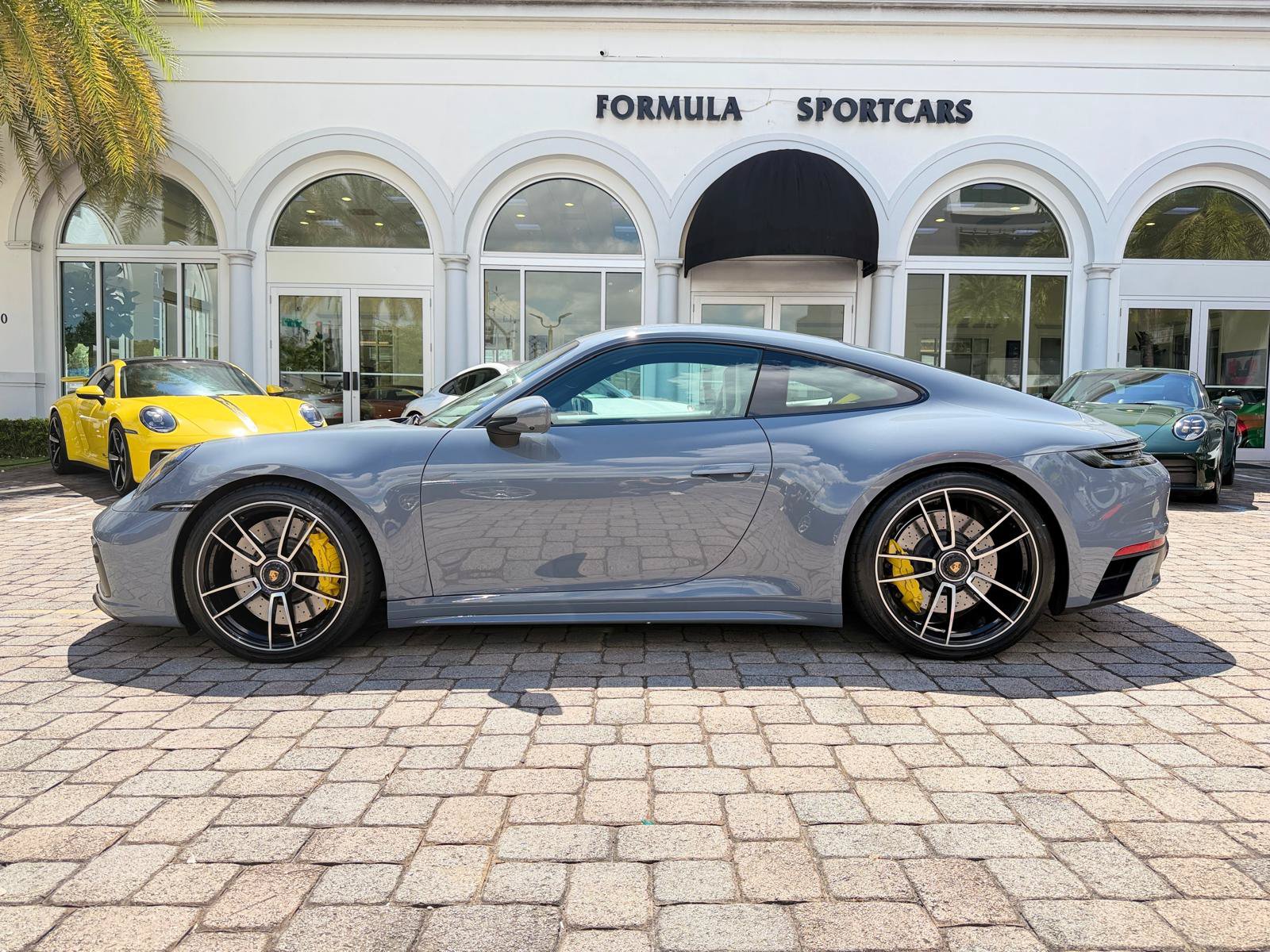 Used 2024 Porsche 911 Carrera GTS RWD image 18
