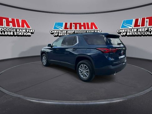 Used 2023 Chevrolet Traverse LT AWD/4WD image 6
