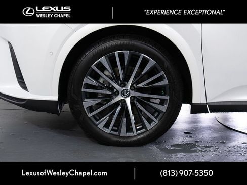 Used 2025 Lexus RX 350 Premium Plus w/ Convenience Package FWD image 4