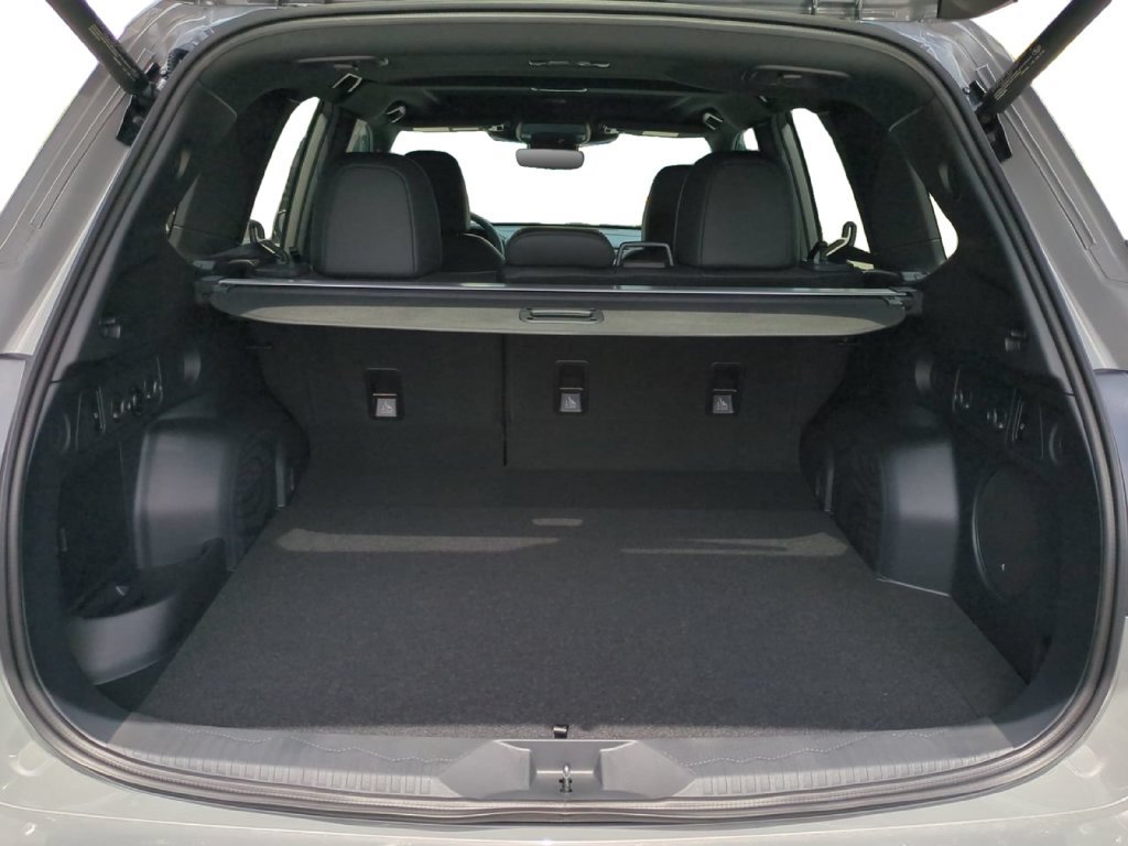 New 2026 Subaru Forester Touring AWD/4WD image 13