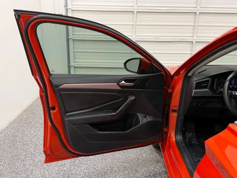 Used 2019 Volkswagen Jetta SE FWD image 20