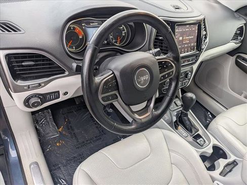 Used 2021 Jeep Cherokee Limited w/ Elite Package image 10