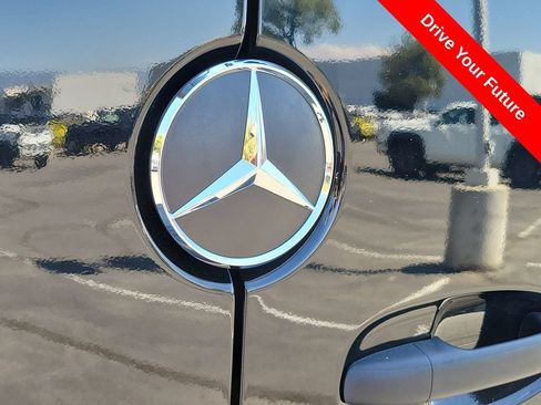 Used 2024 Mercedes-Benz Sprinter 2500 image 32