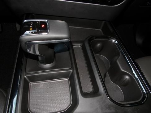 Used 2023 Chevrolet Silverado 1500 ZR2 w/ Technology Package image 35