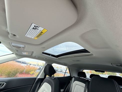 New 2026 Hyundai Venue SEL image 22