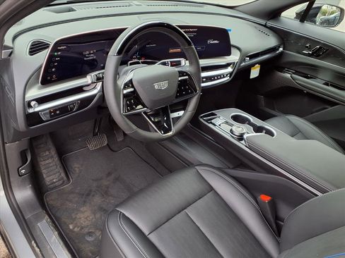 Used 2026 Cadillac Lyriq Sport image 15