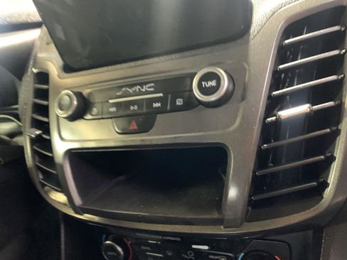 Used 2019 Ford Transit Connect XLT w/ Driver-Assist Package image 26