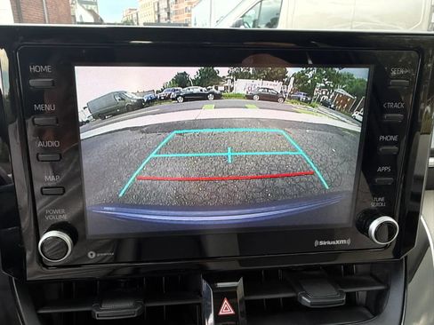 Used 2022 Toyota Corolla LE FWD image 13