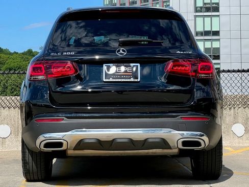 Used 2022 Mercedes-Benz GLC 300 4MATIC image 6