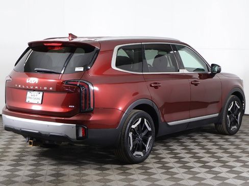 Used 2023 Kia Telluride EX X-Line image 13