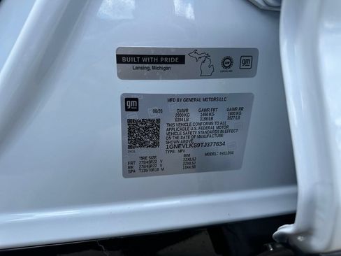 New 2026 Chevrolet Traverse RS w/ LPO, Floor Liner Package AWD/4WD image 40