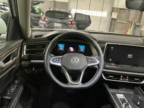 New 2026 Volkswagen Atlas SEL image 12