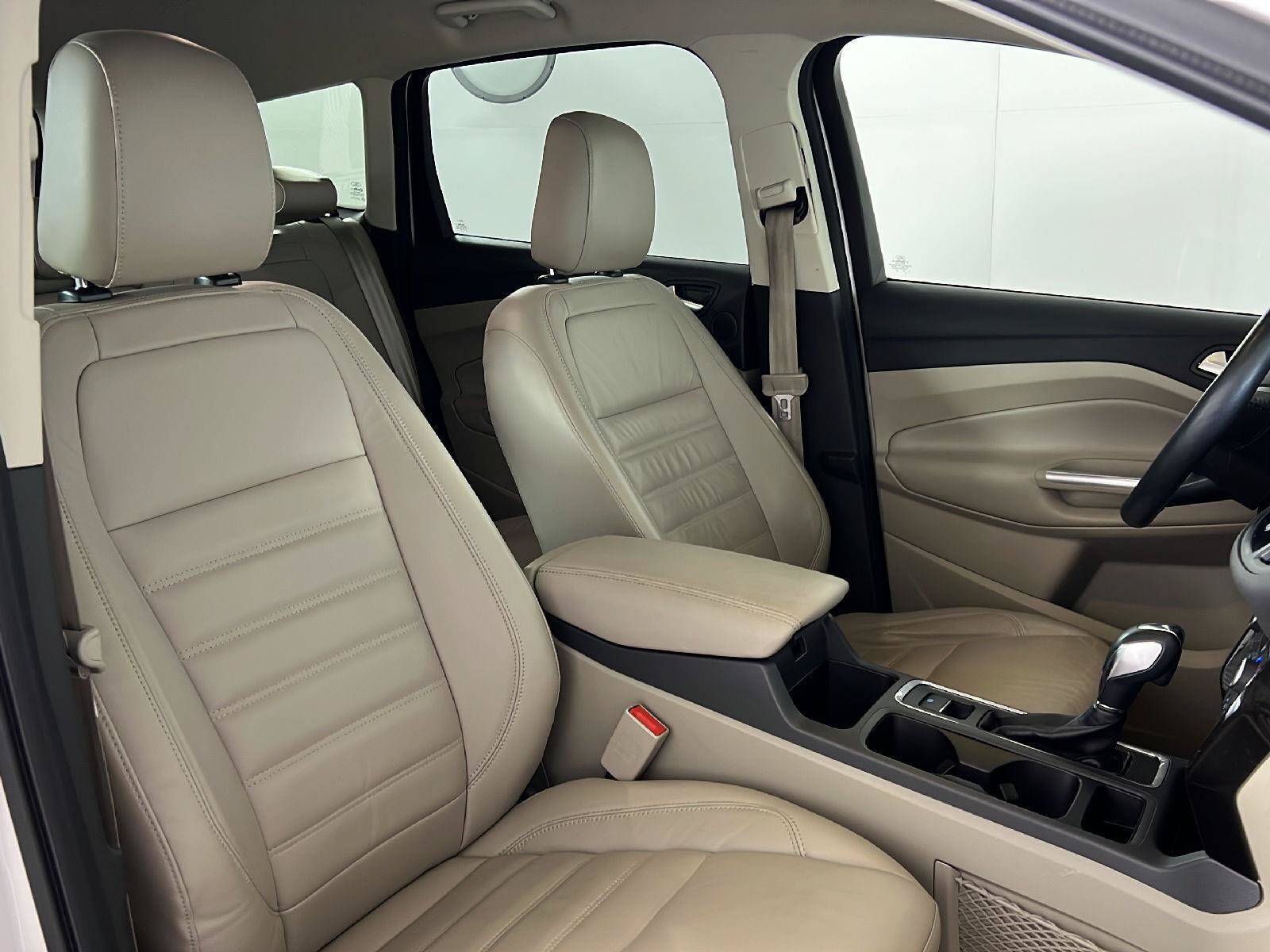 Used 2018 Ford Escape Titanium AWD/4WD image 23