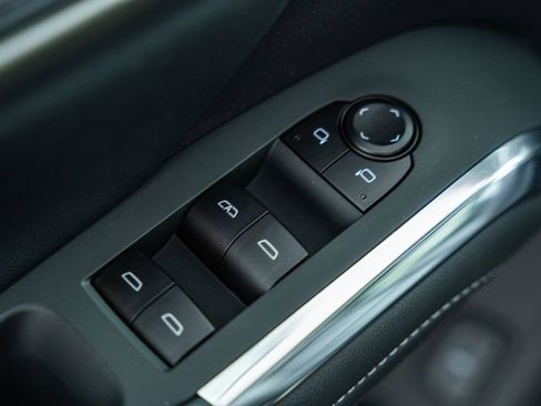 New 2026 Chevrolet Traverse LT w/ Sun and Wheel Package image 40