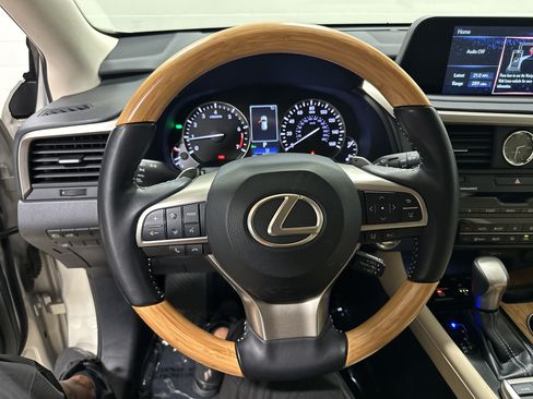 Certified 2021 Lexus RX 350L FWD w/ Premium Package image 18