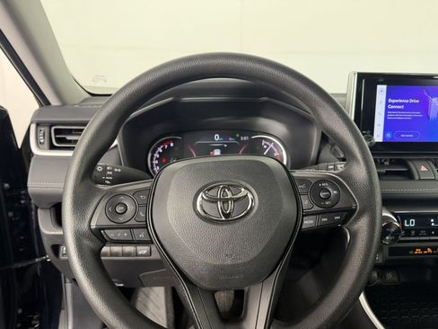 Used 2025 Toyota RAV4 XLE w/ Convenience Package image 21