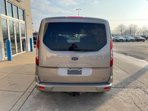 Used 2019 Ford Transit Connect XLT w/ XLT Premium Package image 6