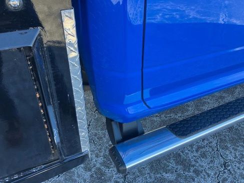 Used 2016 RAM 2500 Tradesman w/ Chrome Appearance Group image 28