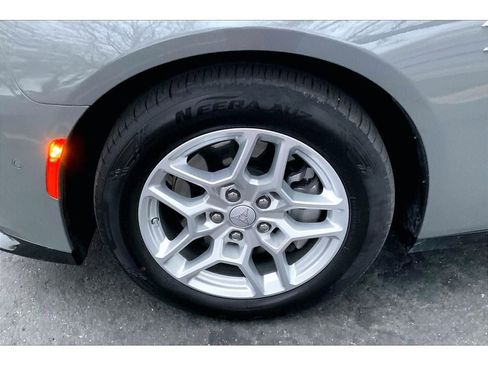 Used 2025 Dodge Charger R/T w/ Quick Order Package 25M R/T image 10