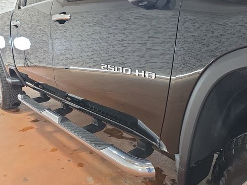 Used 2025 Chevrolet Silverado 2500 LT w/ Z71 Chrome Sport Edition image 13