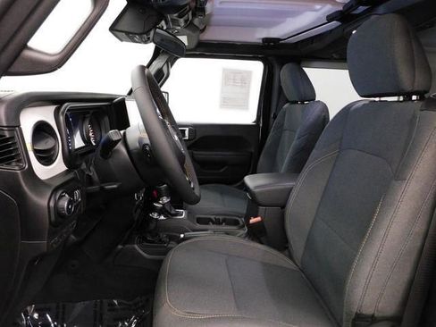 Used 2024 Jeep Wrangler Sport S image 17