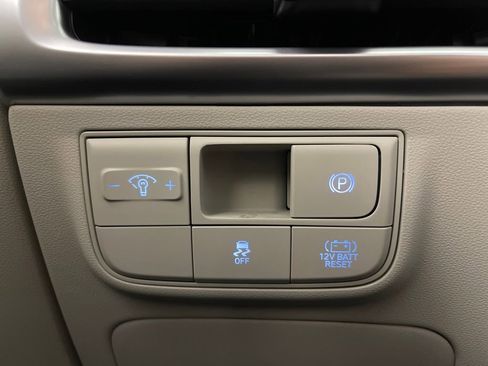 New 2026 Hyundai Tucson Blue SE image 30