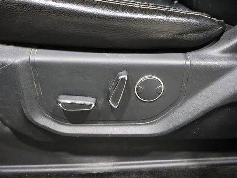 Used 2017 Ford F150 Lariat image 13