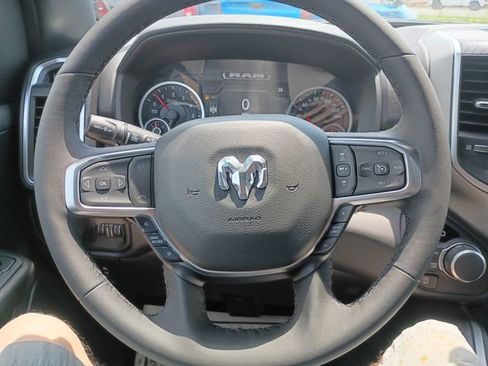 New 2026 RAM 1500 4x4 Crew Cab image 13