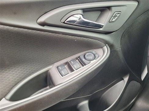 Used 2024 Chevrolet Malibu LT image 29