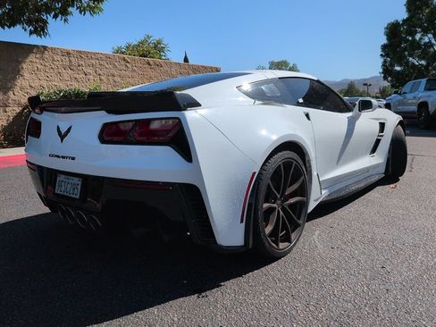 Used 2019 Chevrolet Corvette Grand Sport w/ Carbon Flash Badge Package RWD image 8