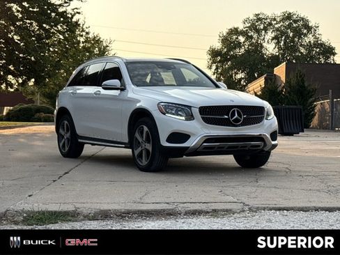 Used 2016 Mercedes-Benz GLC 300 4MATIC image 1