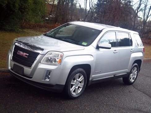Used 2010 GMC Terrain SLE image 37
