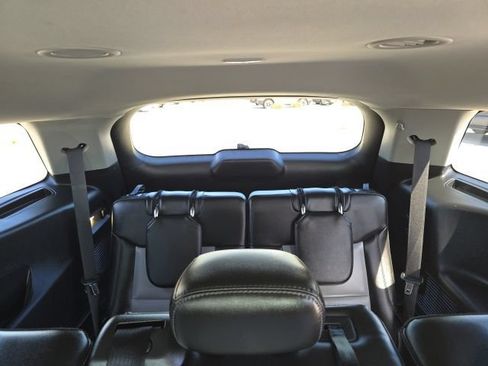 Used 2023 Ford Explorer XLT w/ Equipment Group 202A AWD/4WD image 16