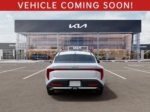 New 2026 Kia K4 FWD image 5