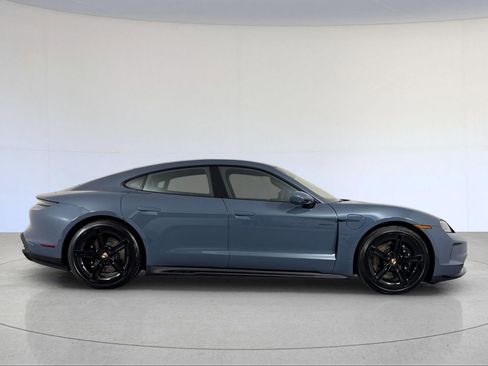 New 2026 Porsche Taycan GTS AWD/4WD image 9